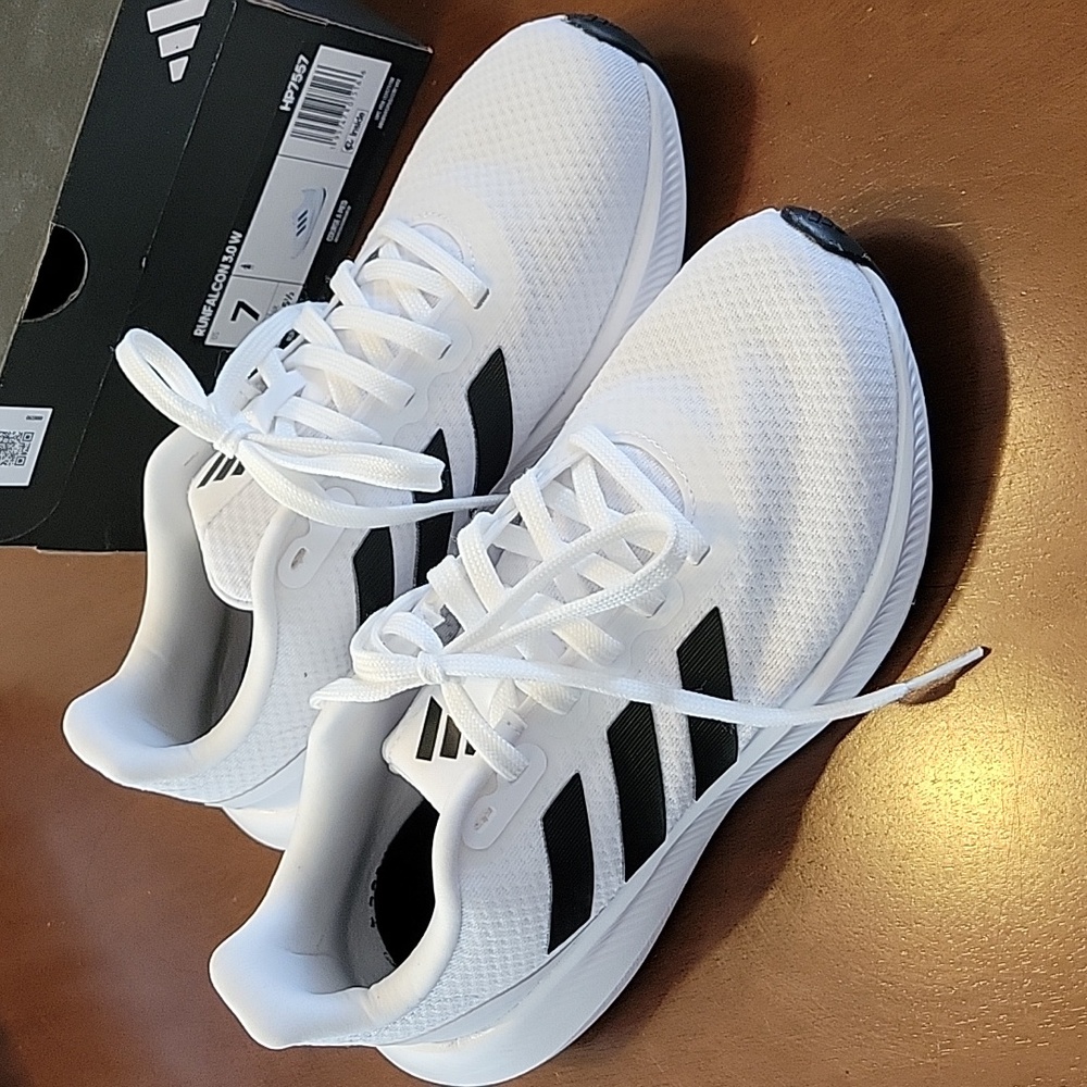 Adidas Runfalcon 3.0 W size 7 white
